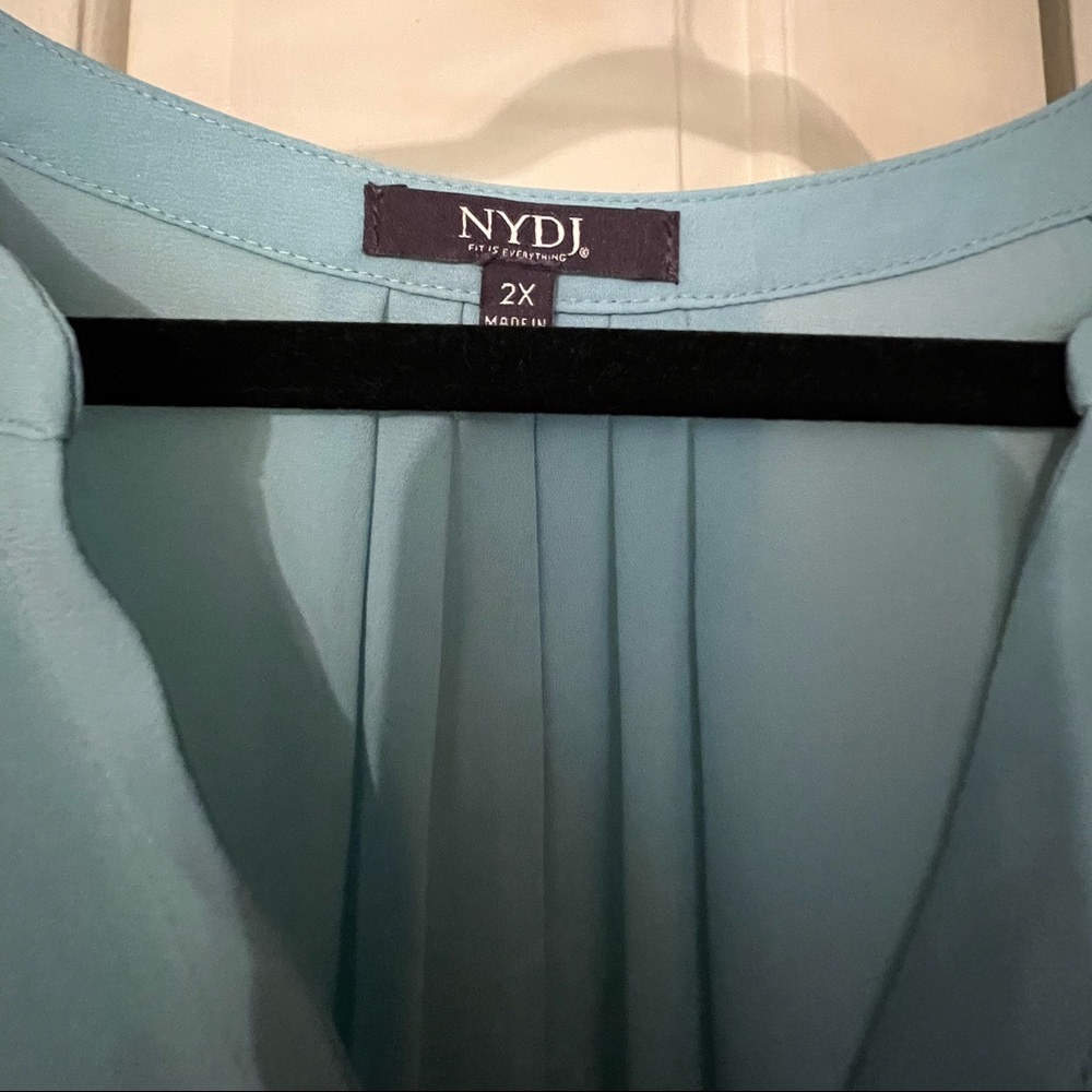 3/4 length sleeves, gently worn condition